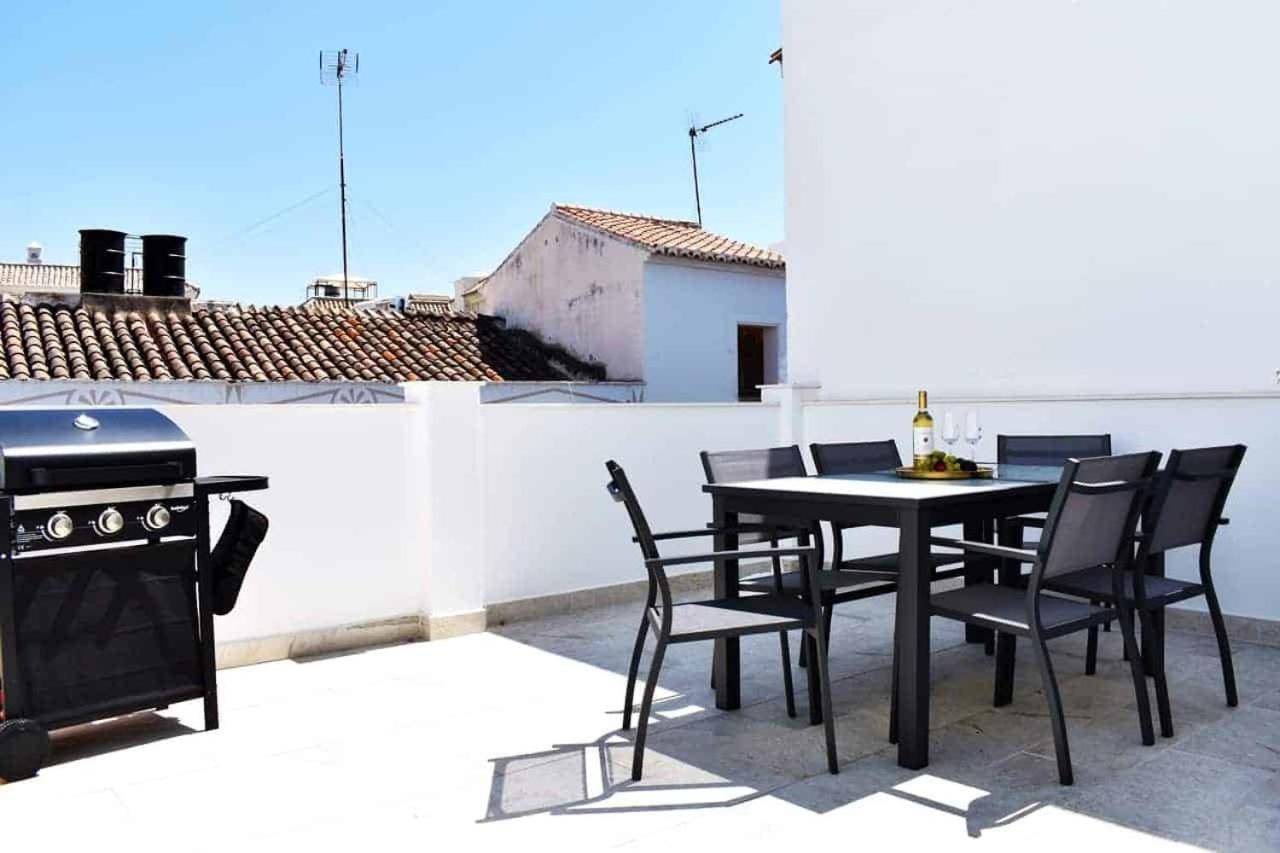 New Townhouse In The Heart Of Nerja With Jacuzzi Villa Exterior photo