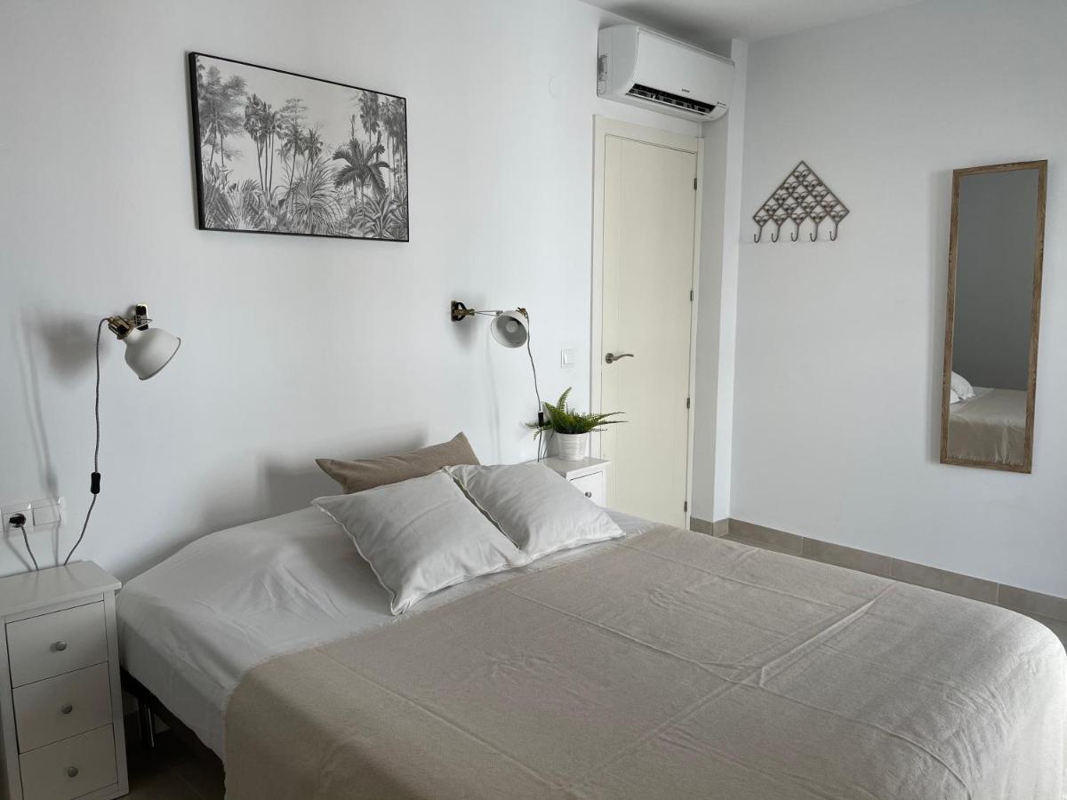 New Townhouse In The Heart Of Nerja With Jacuzzi Villa Exterior photo